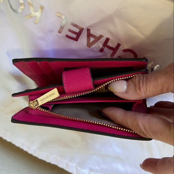 Michael Kors Electric Pink Reed Large Satchel with Matching Wallet - Picture 16 of 16